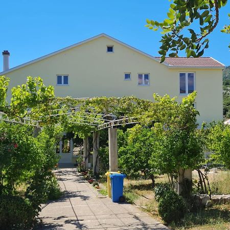Apartments Figa Orebić Exterior foto